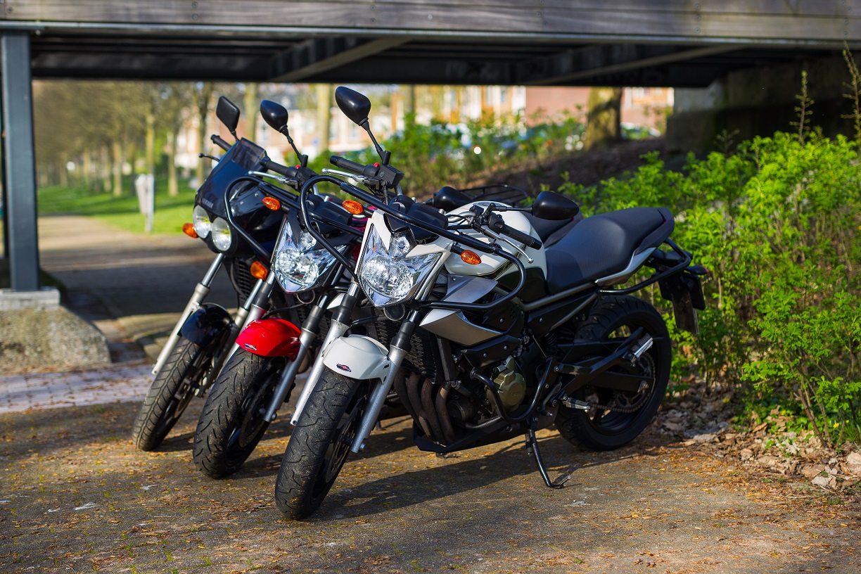 Yamaha XJ6N ABS motorrijles voor het motorrijbewijs categorie A en A2 en een verlaagde motor
